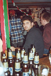 Ali hinter' m Schlachtfeld